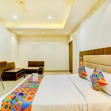 Fabhotel Solitaire Inn Kanpur Eksteriør billede