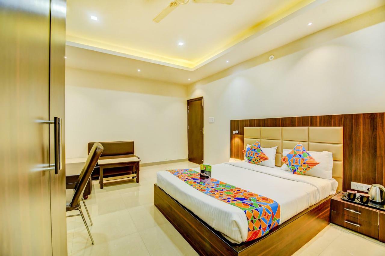 Fabhotel Solitaire Inn Kanpur Eksteriør billede