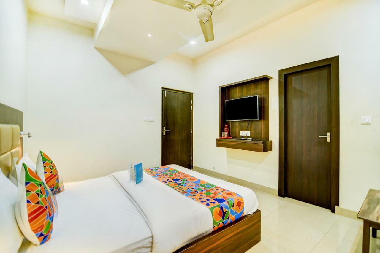 Fabhotel Solitaire Inn Kanpur Eksteriør billede