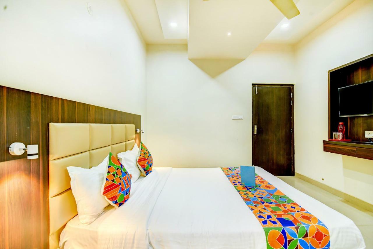 Fabhotel Solitaire Inn Kanpur Eksteriør billede